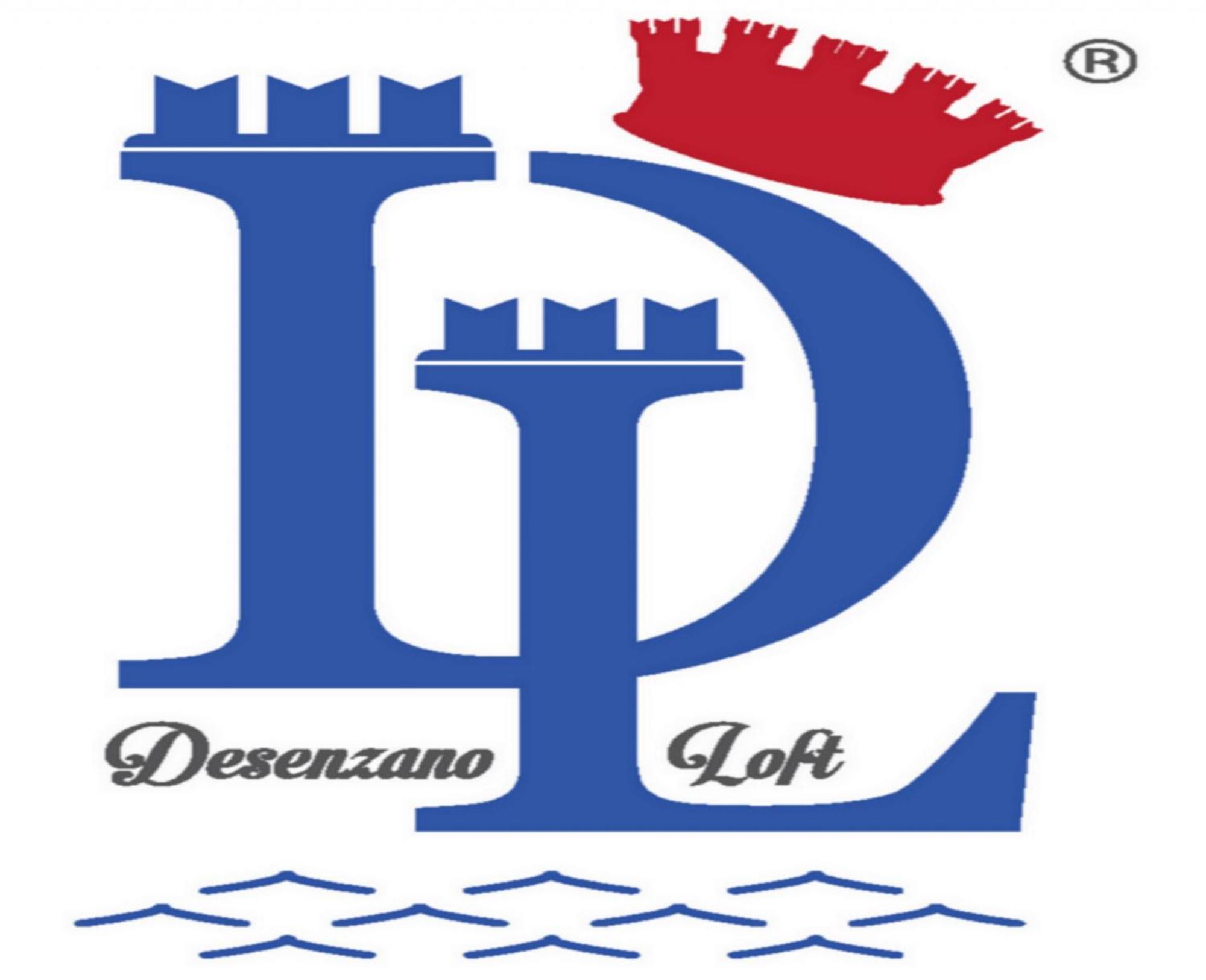 Desenzanoloft Le Chateau De Margot Desenzano del Garda Exterior foto